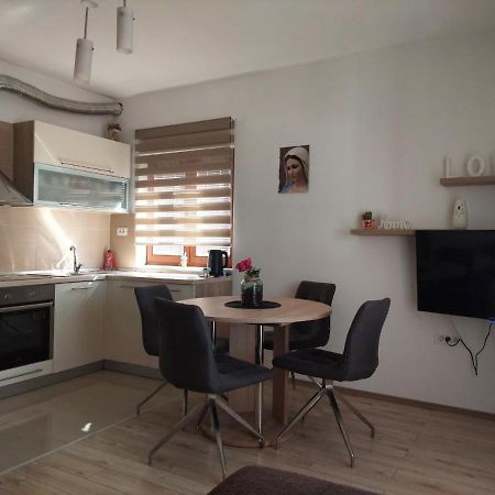 Apartments Stipe Biograd Na Moru Exterior foto